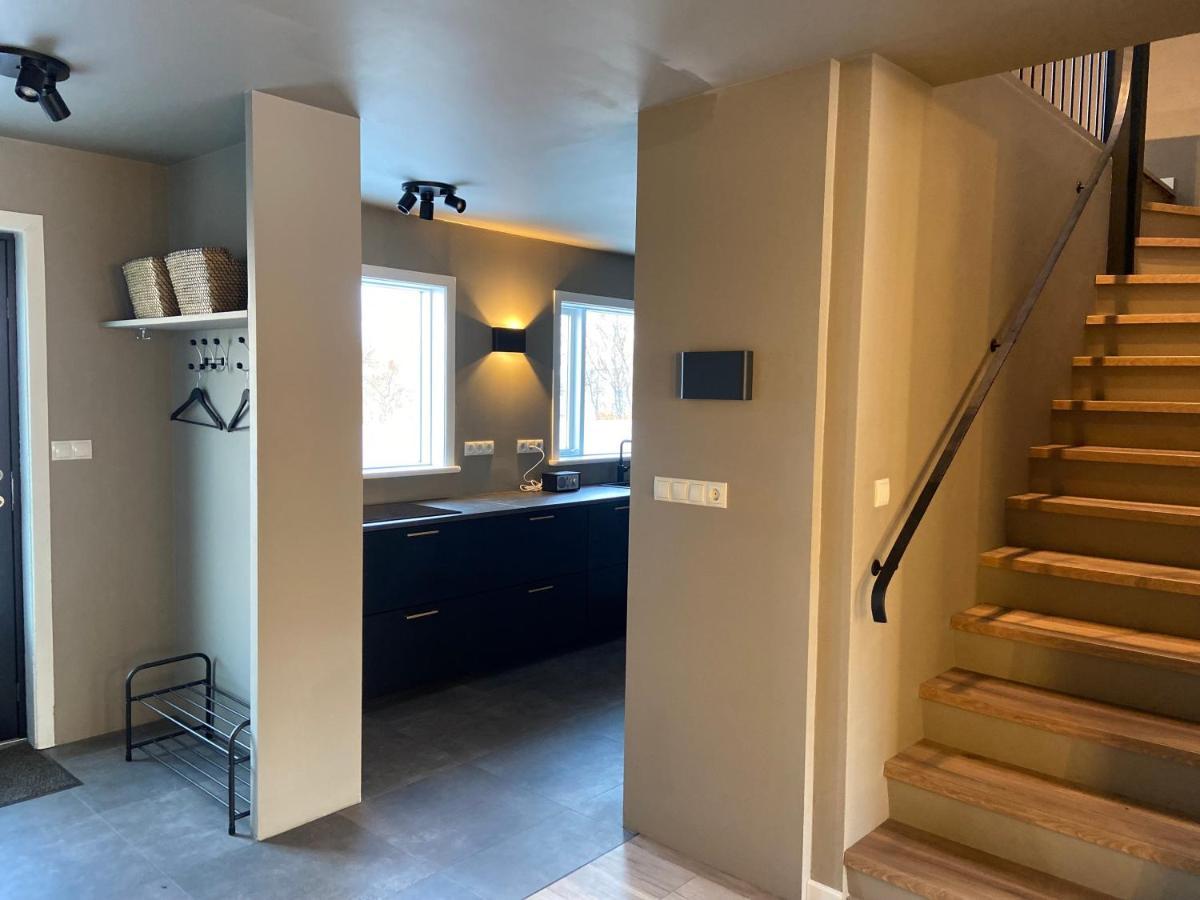 Perfectly Located 3 Bedroom Design Apartment 아퀴레이리 외부 사진
