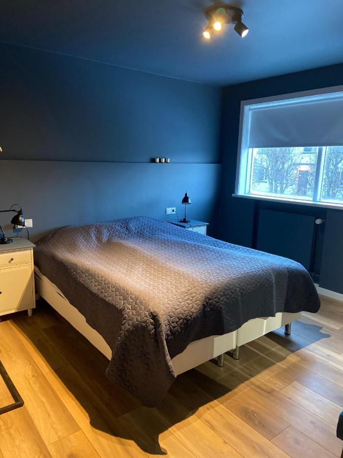 Perfectly Located 3 Bedroom Design Apartment 아퀴레이리 외부 사진