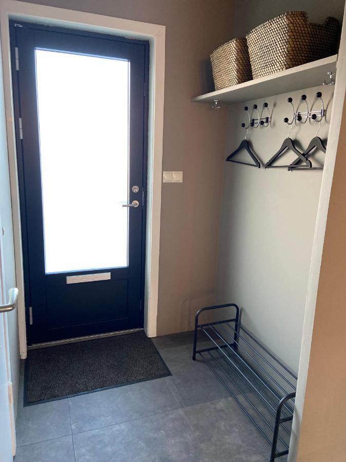 Perfectly Located 3 Bedroom Design Apartment 아퀴레이리 외부 사진